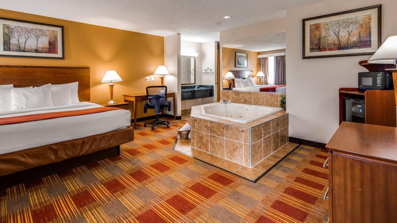 Best Western Lakewood Inn Гіброн Екстер'єр фото