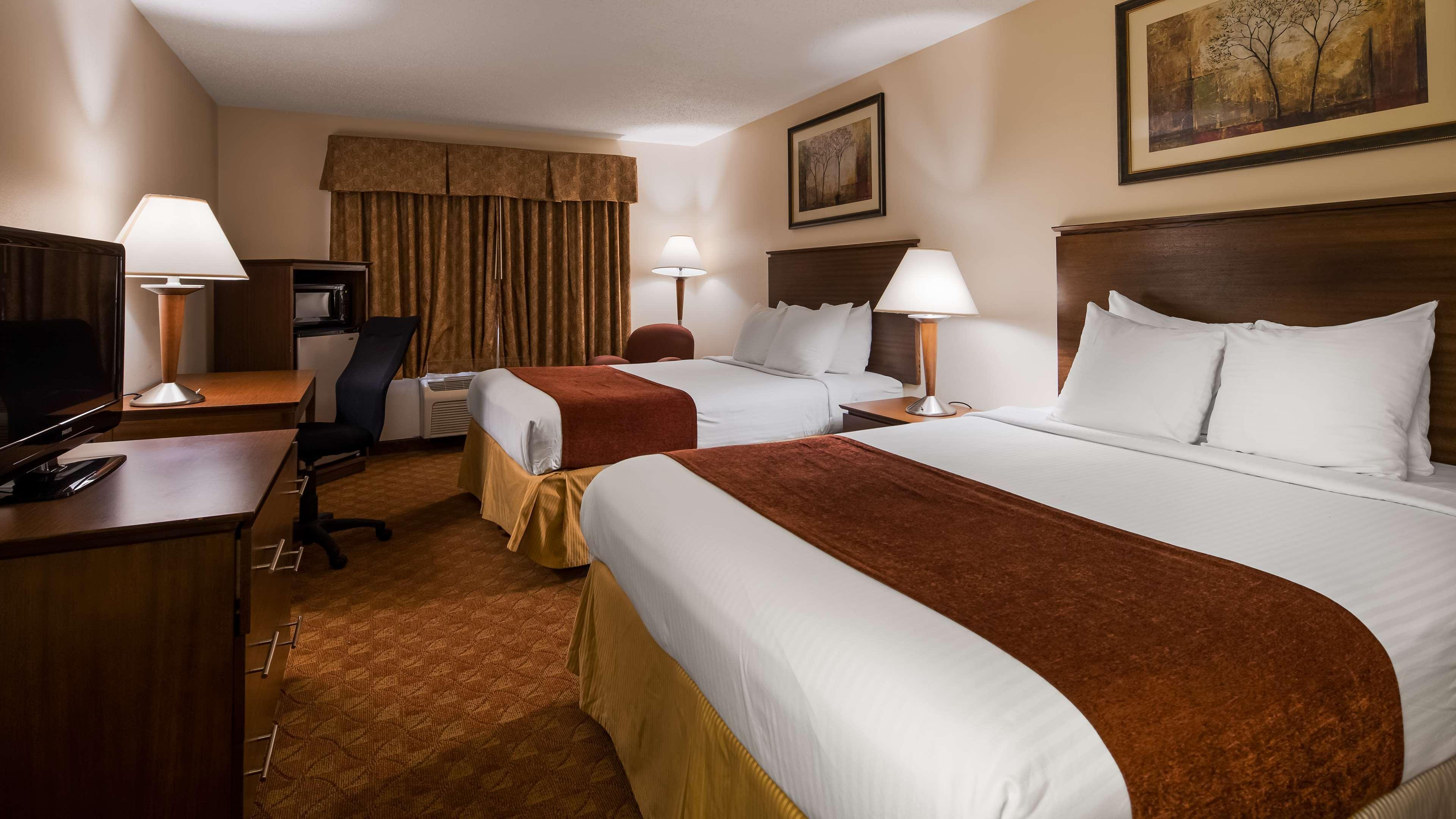 Best Western Lakewood Inn Гіброн Екстер'єр фото