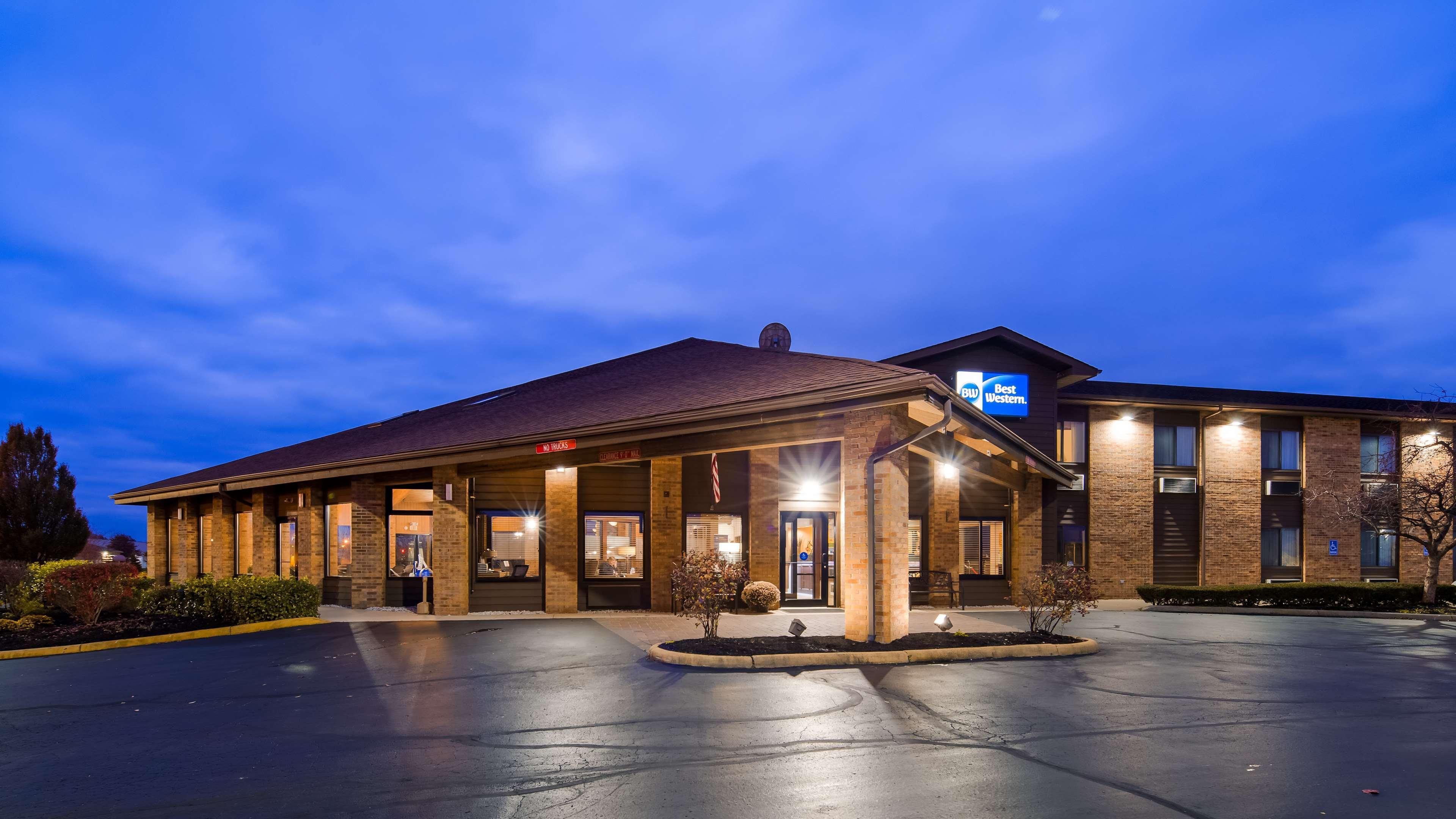 Best Western Lakewood Inn Гіброн Екстер'єр фото