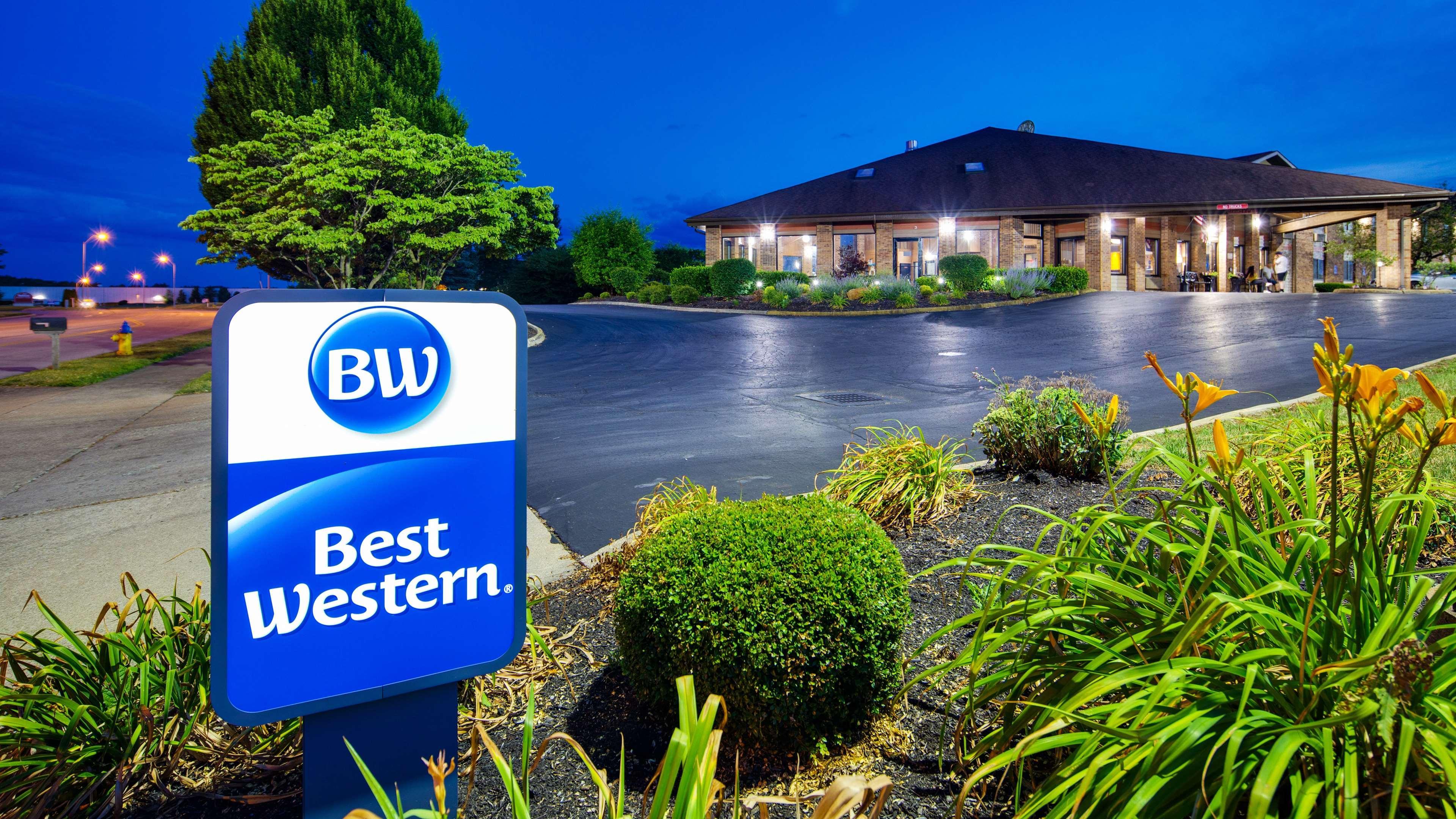 Best Western Lakewood Inn Гіброн Екстер'єр фото