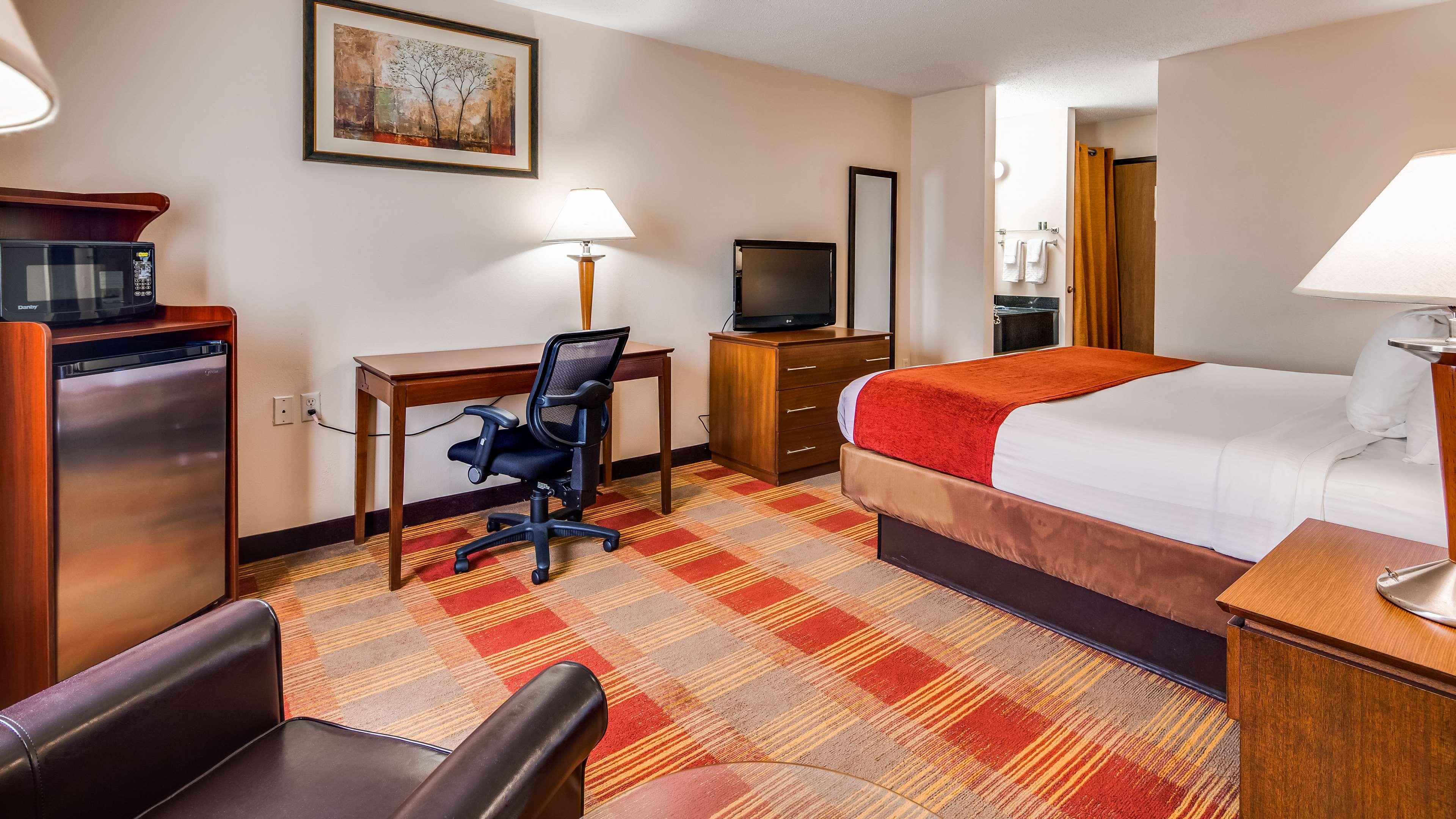 Best Western Lakewood Inn Гіброн Екстер'єр фото